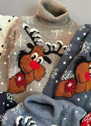 Теплый новогодний свитер с оленем, свитерик детский3 фото