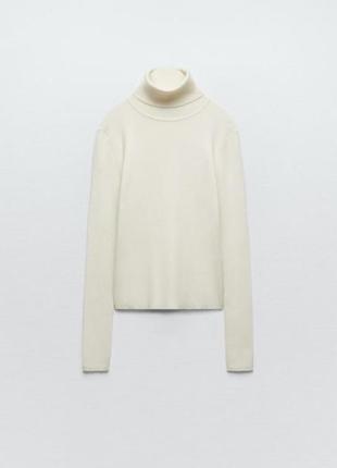 Молочний гольф під горло з нової колекції zara розмір xs-s