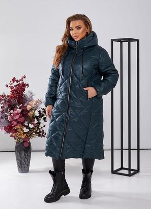 Теплое женское зимнее пальто с капюшоном батал6 фото