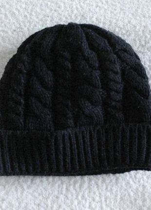 Теплая черная вязаная шапка на флисовой подкладке (универсальный размер)