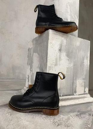 Зимние женские ботинки dr. martens