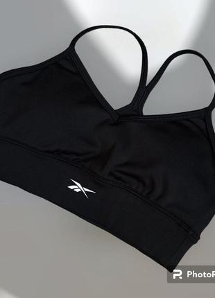 Женский спортивный бюстгальтер reebok workout ready sports2 фото