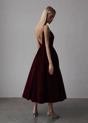 Елегантна бордова сукня з розрізом на спинці2 фото