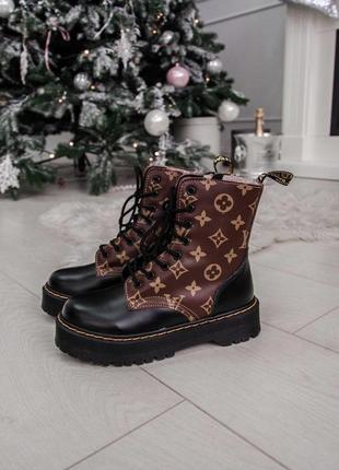 Зимние женские ботинки dr. martens