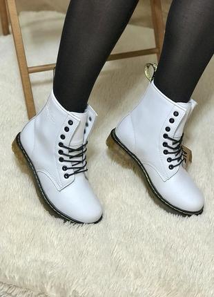 Зимние женские ботинки dr. martens10 фото