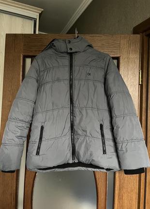 Куртка на 10 років