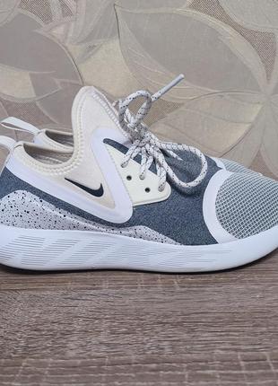 Чоловічі кросівки nike lunarcharge essential size 42.5/27