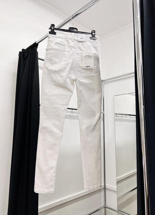 Качественные плотные идеальные белые джинсы скинни на идеальные и посадки jjxx7 фото