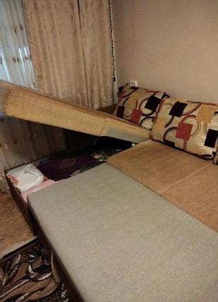 Большой угловой диван