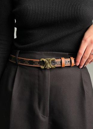 Брендовий шкіряний ремінь жіночий celine medium triomphe belt in triomphe canvas and calfskin tan2 фото