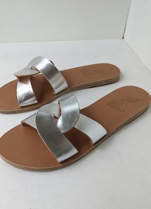 Шльопанці ancient greek sandals