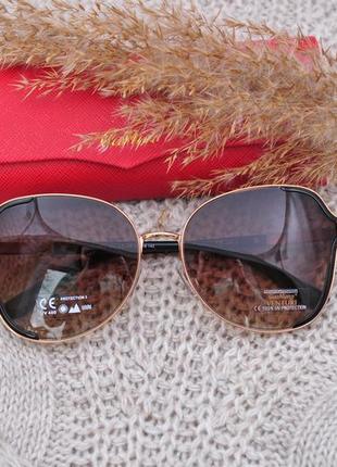 Красивые солнцезащитные очки gian marco venturi gmv8624 фото