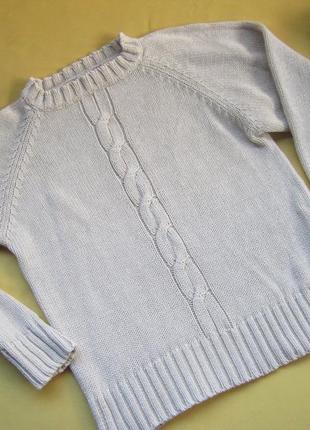 Фирменный красивый плотный свитер джемпер в косичках,отличное состояние