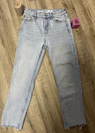 Джинси бренду bershka