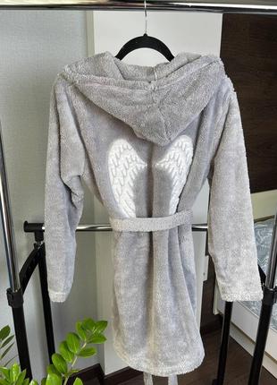Серый теплый махровый короткий халат с крыльями с-хл