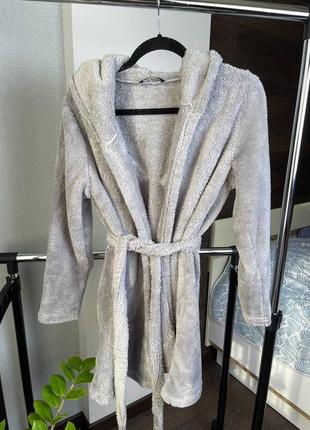 Серый теплый махровый короткий халат с крыльями с-хл2 фото