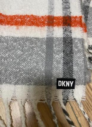 Шарф. dkny