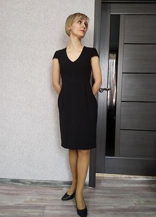 Черное классическое платье