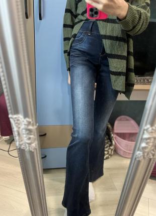 Довгі джинси кльош палаццо прямого крою на високу дівчину на високій посадці