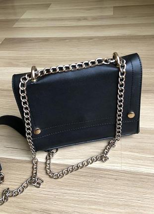 Жіноча сумочка чорна