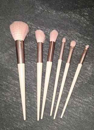 Набор кистей sinsay