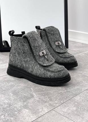 Зимові черевики valenki