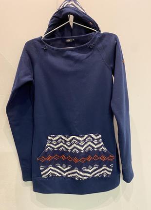 Худи-roxy с карманом и капюшоном.