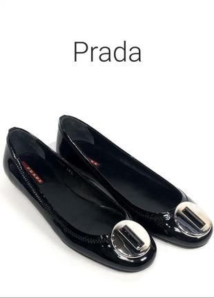 Кожаные лаковые туфли prada оригинал1 фото