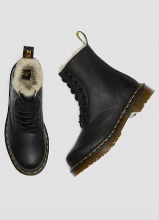 Черные зимние кожаные ботинки dr. martens 1460 serena faux fur