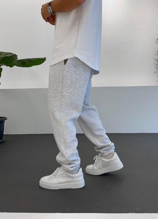 Базовые спортивные штаны 3-х нить на флисе