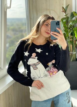 Чорний різдвяний светр з білим ведмедем та пінгвіном 1+1=3