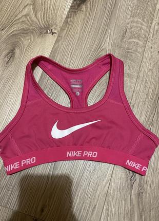 Nike спортивний топ на дівчинку 8-10років 128-137см