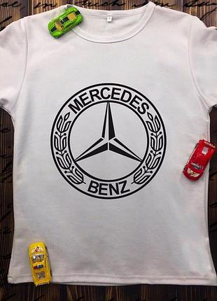 Чоловіча футболка з принтом