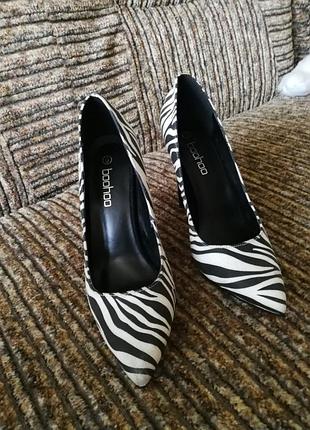 Туфлі жіночі замш 39р