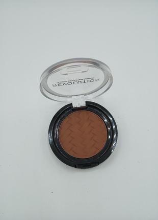 Revolution контуринг, тени