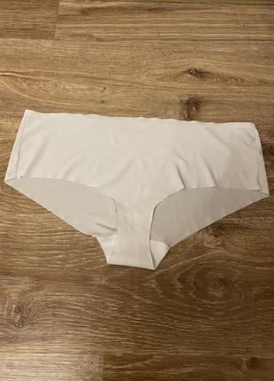 Шикарні, базові, безшовні, трусики, в ніжно кремовому, кольорі, від бренду: triumph 😤
