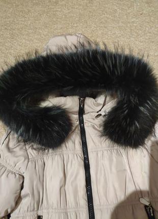 Теплая куртка, красивого цвета "капучино" с шикарным натуральным мехом, размер указан xxl3 фото