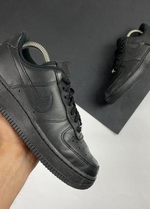 Кроссовки nike air force 1 original черные кожаные 37.5 г