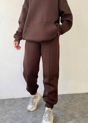 Костюм спортивный женский на флисе оверсайз худи с капишоном с карманом брюки джоггеры на высокой посадке с карманами качественный теплый шоколад
