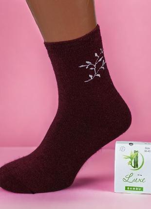 Жіночі високі махрові шкарпетки, розмір 23-25 (36-40), колекція luxe "гілка зимові", колір бордовий1 фото
