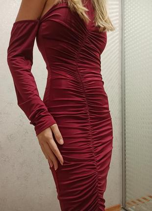 Шикарное вечернее платье винного цвета3 фото