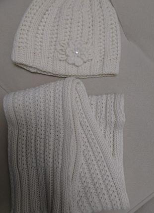 Шапка з шарфом