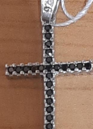 Крестик серебряный с камушками двусторонний.3 фото