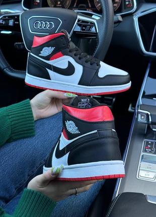 ❄️зимние женские кроссовки nike air jordan 1 retro high black white red fur8 фото