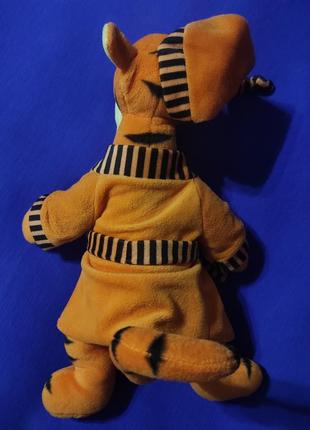 Мягкая игрушка тигра в халате, мультфильм винни-пух.
дисней disney2 фото