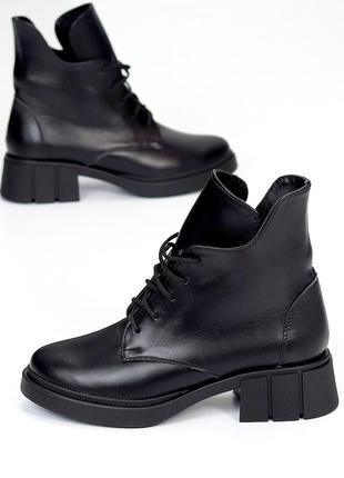 Кожаные женские зимние ботинки на натуральном меху