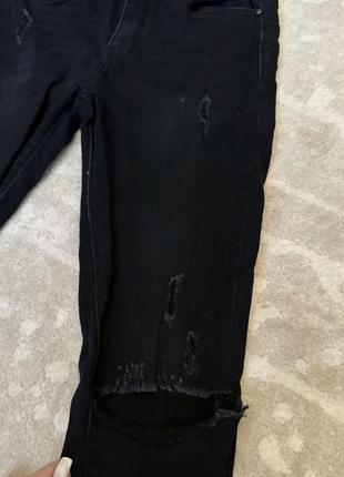 Черные рваные джинсы3 фото