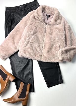 Тепленькая шубка из эко-меха new look