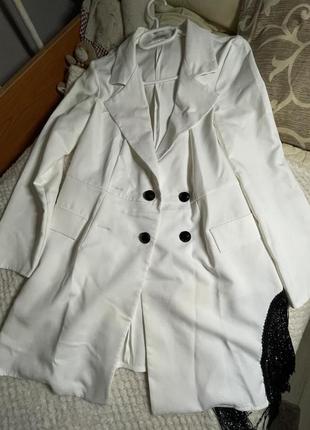 Біла класична сукня 2