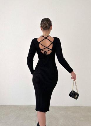 Неймовірна сукня міді довга з відкритою спиною шнурівкою на спині рукавами по фігурі акрилова10 фото